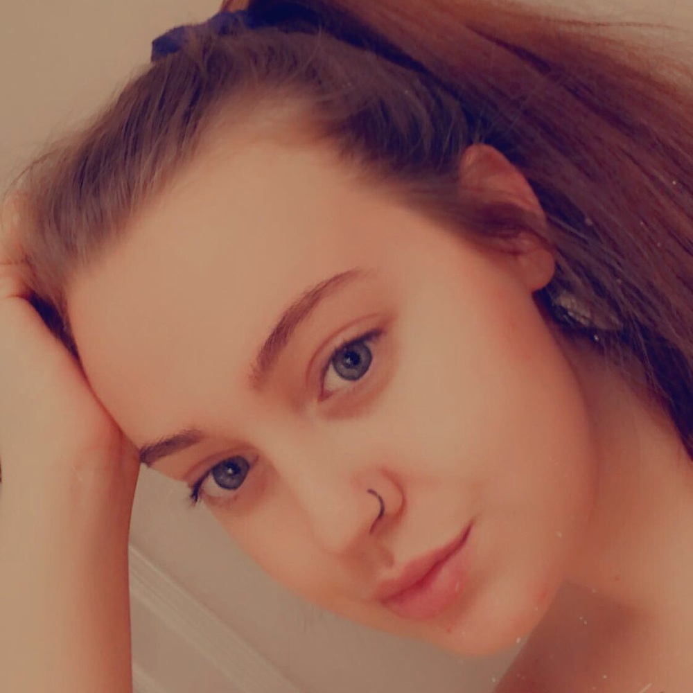 Meet your Posher, Briana